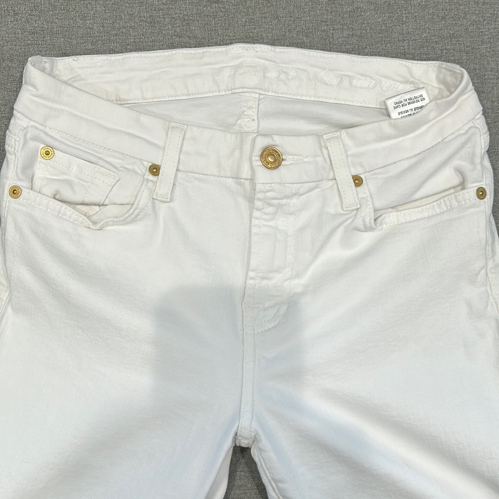 7 For All Mankind white jean capri pants size 28